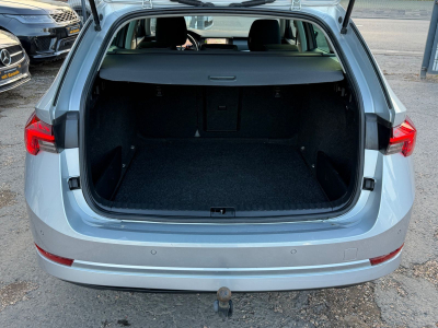 Skoda Octavia Combi Ambition 2.0 TDI/MWST/Automatik/