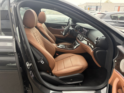 Mercedes-Benz E 300 E 300 E Limousine AMG LINE