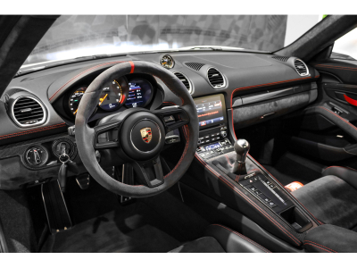 Porsche 718 Cayman GT4 - BOITE MANUELLE