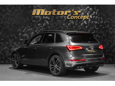 Audi SQ5 PLUS QUATTRO