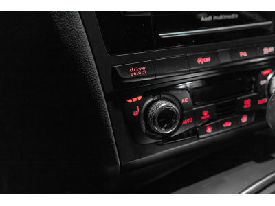 Audi SQ5 PLUS QUATTRO