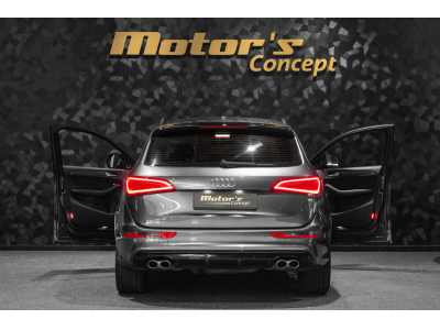 Audi SQ5 PLUS QUATTRO