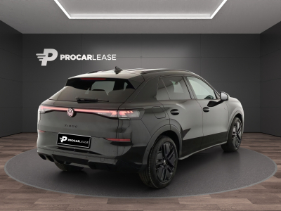 Volkswagen T-Roc T-Roc R-Line 1.5 eTSI  (150 CV)/PANO/AHK/360°/