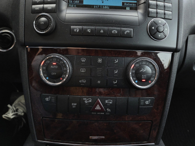 Mercedes-Benz ML 320 CDI AUTO. 4MATIC