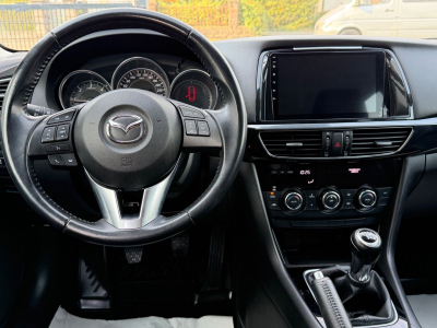Mazda 6 Kombi Center-Line