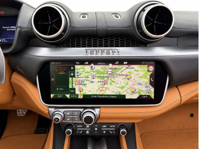 Ferrari Portofino M MAGNETIC RIDE CARBON LED CUIR NAVI 1 HAND