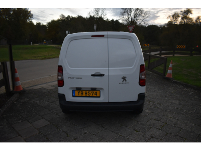 Peugeot Partner 1,5 DCi 100 61000km Airco soigné