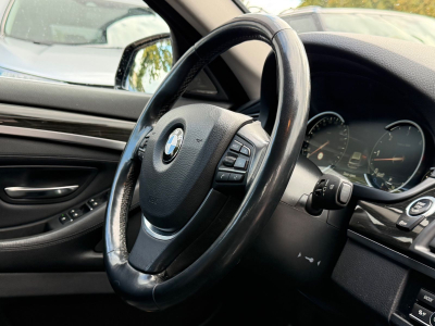 BMW 530 d Touring xDrive/SoftClose/Pano/HeadUP/VOLL
