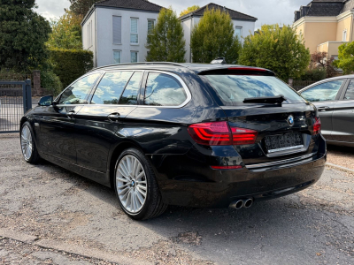 BMW 530 d Touring xDrive/SoftClose/Pano/HeadUP/VOLL
