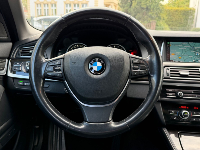 BMW 530 d Touring xDrive/SoftClose/Pano/HeadUP/VOLL