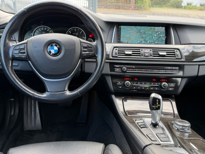 BMW 530 d Touring xDrive/SoftClose/Pano/HeadUP/VOLL