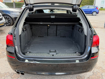 BMW 530 d Touring xDrive/SoftClose/Pano/HeadUP/VOLL