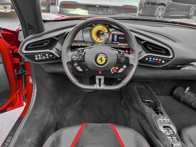 Ferrari 296 GTS 296 GTS/ Rosso Magma Extracampionario /Garantie Ferrari /Entretien inclus /Jantes forgées /Carbone /TVA récupérable