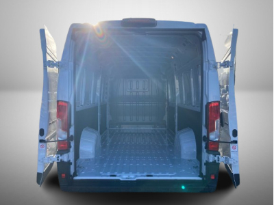 Peugeot Boxer 2.2 BlueHDI 180 EAT8 L4H2