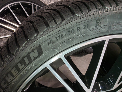 Jantes alu + Pneus hiver 21