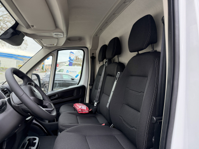 Peugeot Boxer 2.2 BlueHDI EAT8 180 L4H3 335
