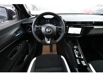 Alfa Romeo Junior 1.2 Hybrid e-DSC6 136 Sport