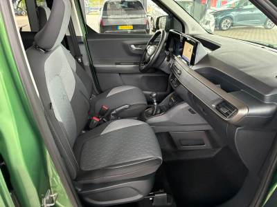 Ford Tourneo Courier 1.0i Ecoboost 125 Titanium