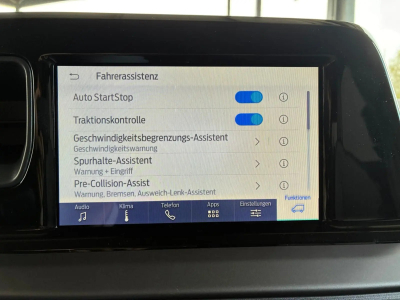Ford Tourneo Courier 1.0i Ecoboost 125 Titanium