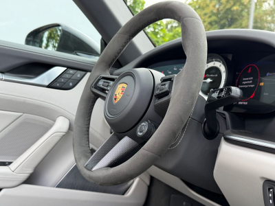 Porsche 911 Turbo S Cabriolet/Aero Paket/Unfallfrei/Nach