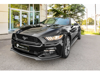 Ford Mustang 5.0 V8 GT Premium Auto.