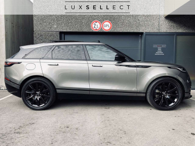 Land-Rover Range Rover Velar 3.0D R-DYNAMIC D275 8-Speed Automatic AWD *FULL OPTIONS