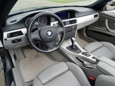 BMW 320 D CABRIO M SPORT PAKET CUIR BI-XENON NAVI