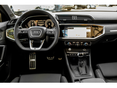 Audi Q3 35  TDI SLINE S TRONIC/VOLL AUSTATTUNG