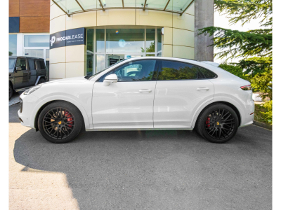 Porsche Cayenne Coupe GTS 4.0 V8/SPORT/AHK/PASM/21/HEAD UP/PANO/360°/CARBON/NIGHT V/*VOLL*