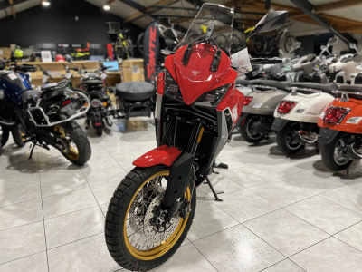 Moto Morini X-Cape Red Passion Gold wheel