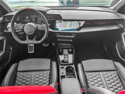 Audi RS3 AUDI RS3 Sportback 2.5 TFSI quattro/HUD/PANO/19/VOLL