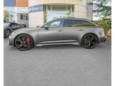 Audi RS6 RS6 Avant 4.0 TFSI quattro/22/keramik/EXCLUSIV MATT/B.O/Pano..