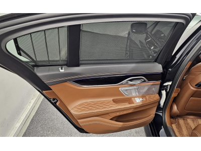BMW 745 HYBRIDE  M SPORT PAKET CARBON CORE INDIVIDUAL FULL OPTIONS