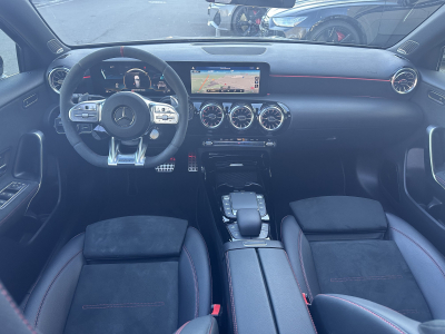 Mercedes-Benz A 45 AMG 4Matic +/Toit ouvrant/Camera/19/ Surround-System Burmester