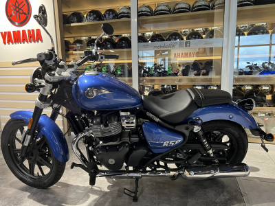 Royal Enfield Super Meteor 650 bleu Astral