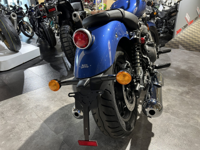 Royal Enfield Super Meteor 650 bleu Astral