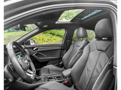 Audi Q3 40  TDI Quattro SLINE/Sporback/ S TRONIC/PANORAMA/360°/VOLL/AHK