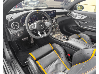 Mercedes-Benz C 63 AMG C 63 S/ AMG/Carbon/HEAD UP/Pano/360°/track/Voll