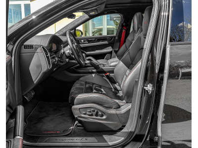 Porsche Cayenne Coupe GTS 4.0 V8/SPORT CHR/PANO/22/360°/SOFT C/*VOLL*