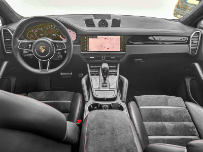 Porsche Cayenne Coupe GTS 4.0 V8/SPORT CHR/PANO/22/360°/SOFT C/*VOLL*