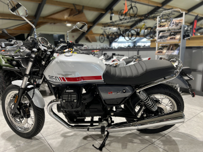 Moto Guzzi V 7 STONE IV 850 ABS SPECIAL