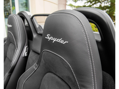 Porsche Boxster 718 SPYDER/RACE TEX/LED/KAMERA/20/BOSE/APPLE C...