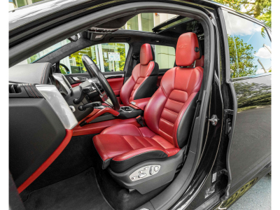 Porsche Cayenne Porsche Cayenne 3.6 GTS PDK/ACC/KEYLESS/21/CHRONO/STHZG