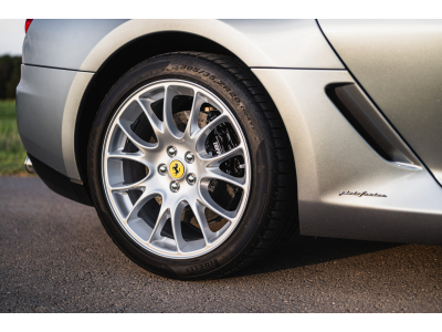 Ferrari 599 GTB 1 OWNER/1ST PAINT/CARBON/TRAVEL SET