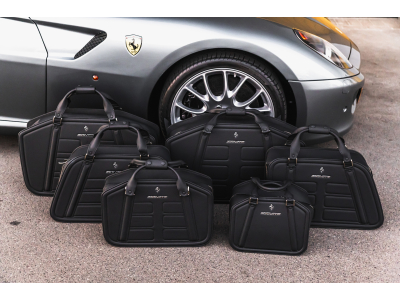 Ferrari 599 GTB 1 OWNER/1ST PAINT/CARBON/TRAVEL SET