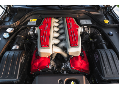 Ferrari 599 GTB 1 OWNER/1ST PAINT/CARBON/TRAVEL SET