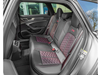 Audi RS6 RS6 Avant PERFORMANCE 4.0 TFSI quattro/22/PANO/KEYLESS/H.UP/360°