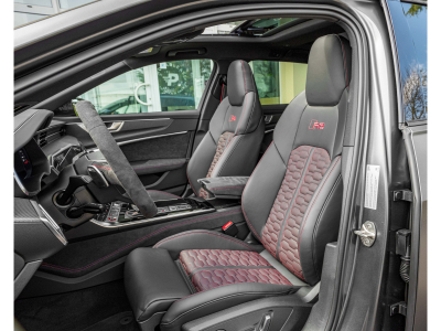 Audi RS6 RS6 Avant PERFORMANCE 4.0 TFSI quattro/22/PANO/KEYLESS/H.UP/360°