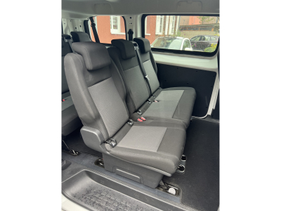 Opel Vivaro 1.5 CDTi 121 L2 6G 9places