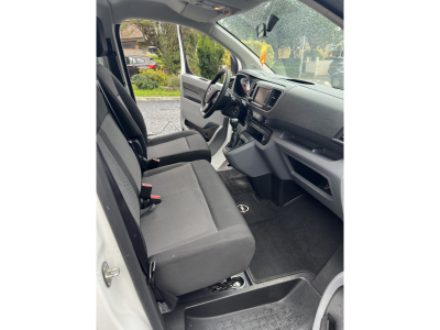 Opel Vivaro 1.5 CDTi 121 L2 6G 9places